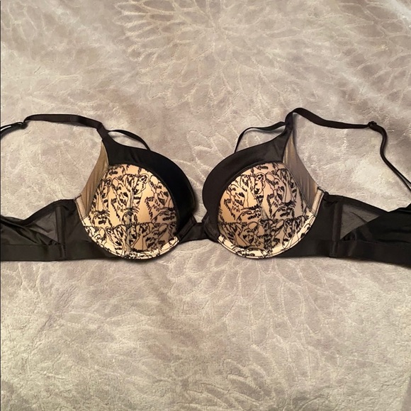 Victoria's Secret Other - New Victoria’s Secret push-up bra